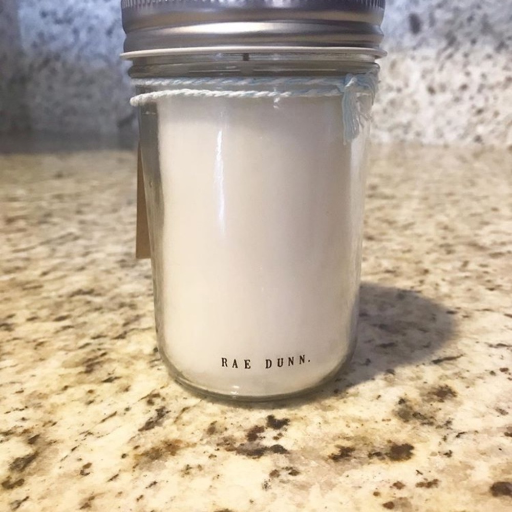 Rae Dunn THRIVE Candle 6.5 oz. Eucalyptus Mint - Picture 2 of 3